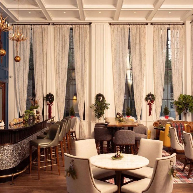 Website Veranda-Lounge-Interior-Bar-Picture-2-2025-Charleston-Cocktail-Week