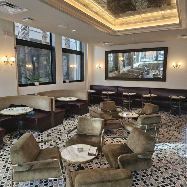 e4f01fb5-fb9f-4cd6-8c57-ff15d6b32424